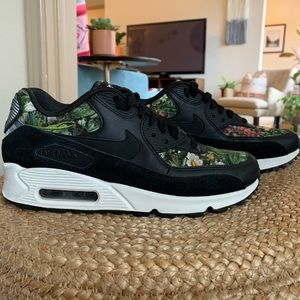 Women’s Nike Air Max Floral